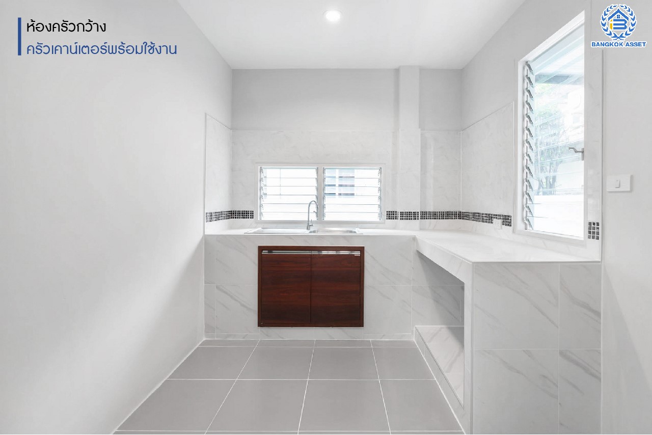 บ้านมือสองตกแต่งใหม่ แบรนด์ LH ม.ชัยพฤกษ์ บางใหญ่-เซ็นทรัลเวสต์เกต ตอบโจทย์ทุกการอยู่อาศัย เนื้อที่ 55.8 ตร.ว. ฟังก์ชัน 3 ห้องนอน 2 ห้องน้ำ 2 ที่จอดรถ บนทำเลดีที่สุด! ใกล้เซ็นทรัลเวสต์เกต ทางด่วน "กาญจนาภิเษก" และเพียง 10 นาที ถึง MRT "สถานีคลองบางไผ่"